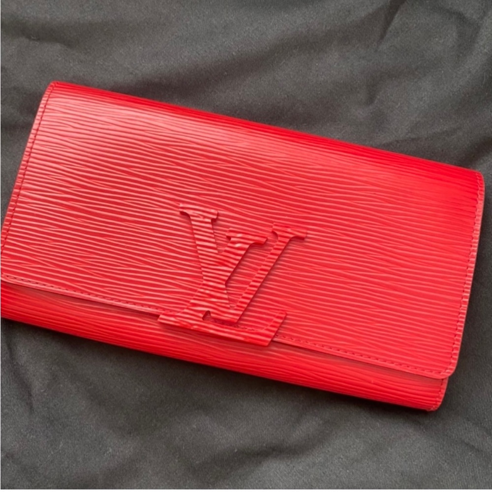 ***SOLD*** Louis Vuitton Portefeuille Louise Epi Red wallet